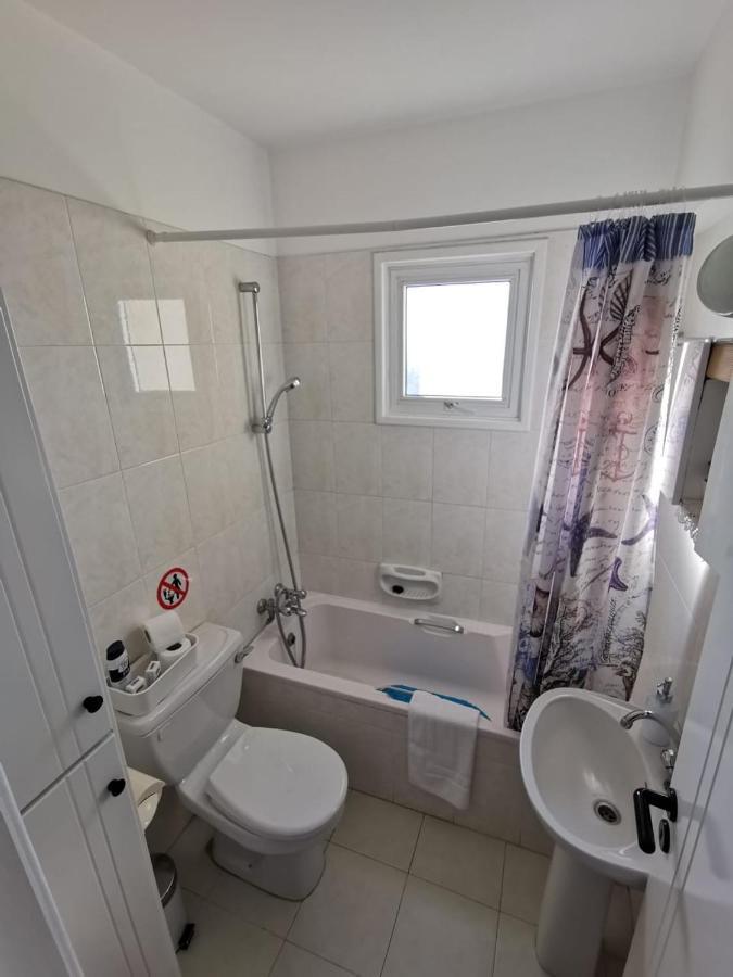 Must Stay - Sea & Salt Lake Panoramic View Apt Ларнака Екстериор снимка